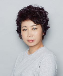 Mrs.-Zhou
